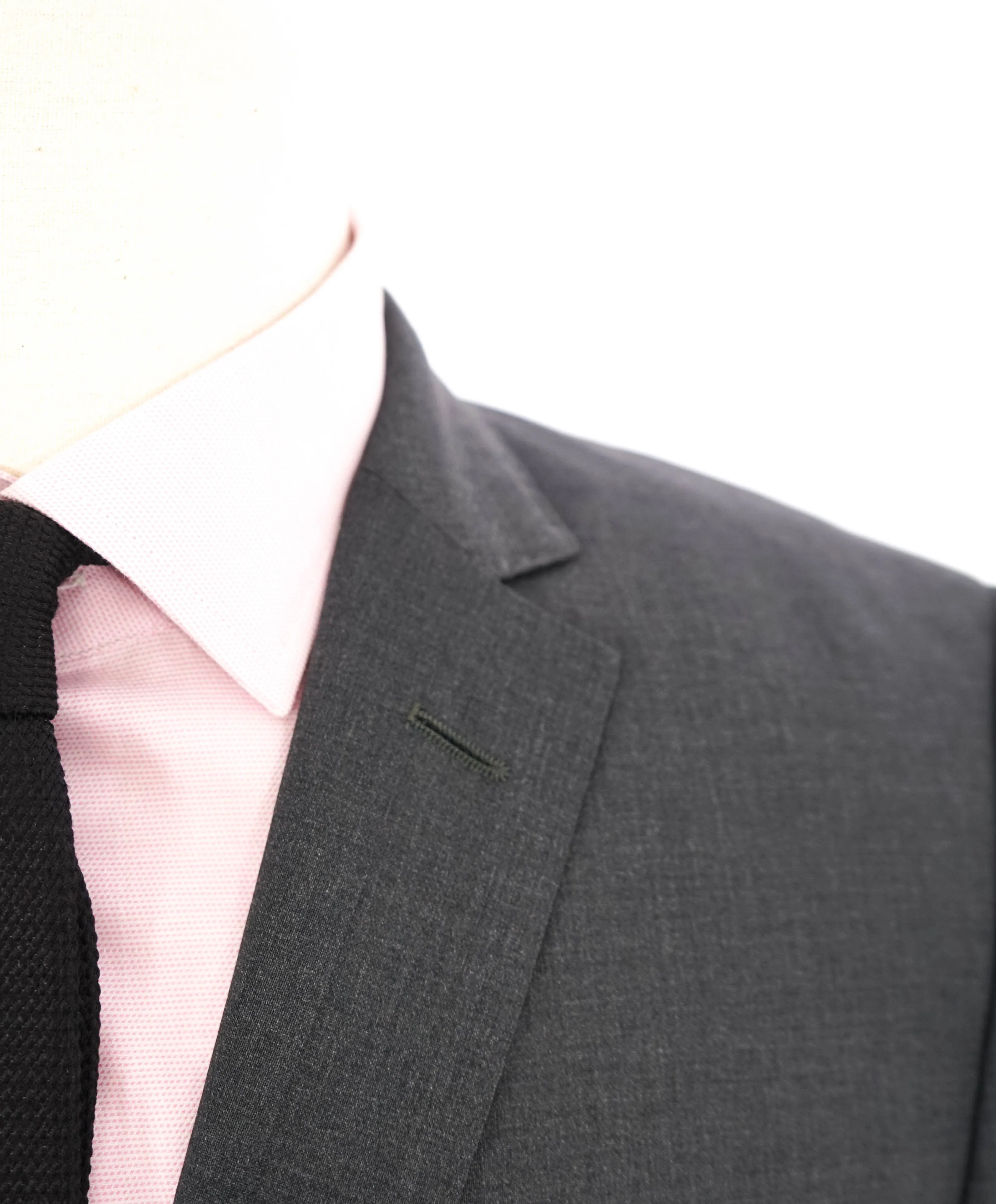 $1,295 HUGO BOSS - CLOSET STAPLE Gray Notch Lapel Suit - 40L