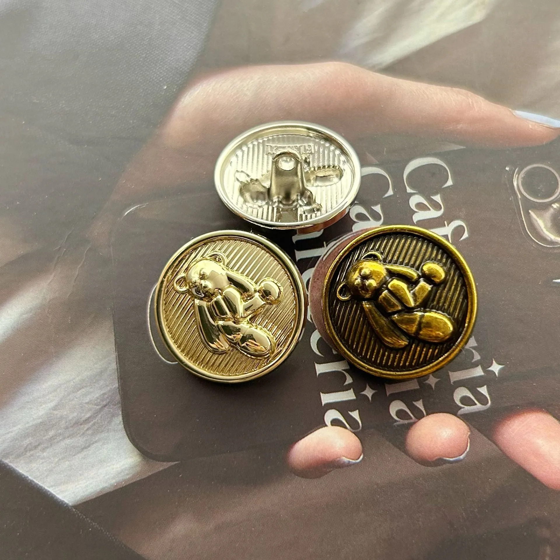 15-23mm Gold Silver 3D Teddy Bear Decorative Metal Buttons with Shanks 20pcs