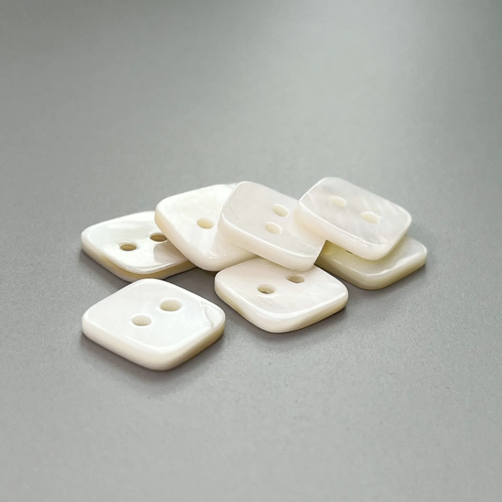 16/17/24L Square 2-Hole Natural Shell Shirt Buttons 50pcs