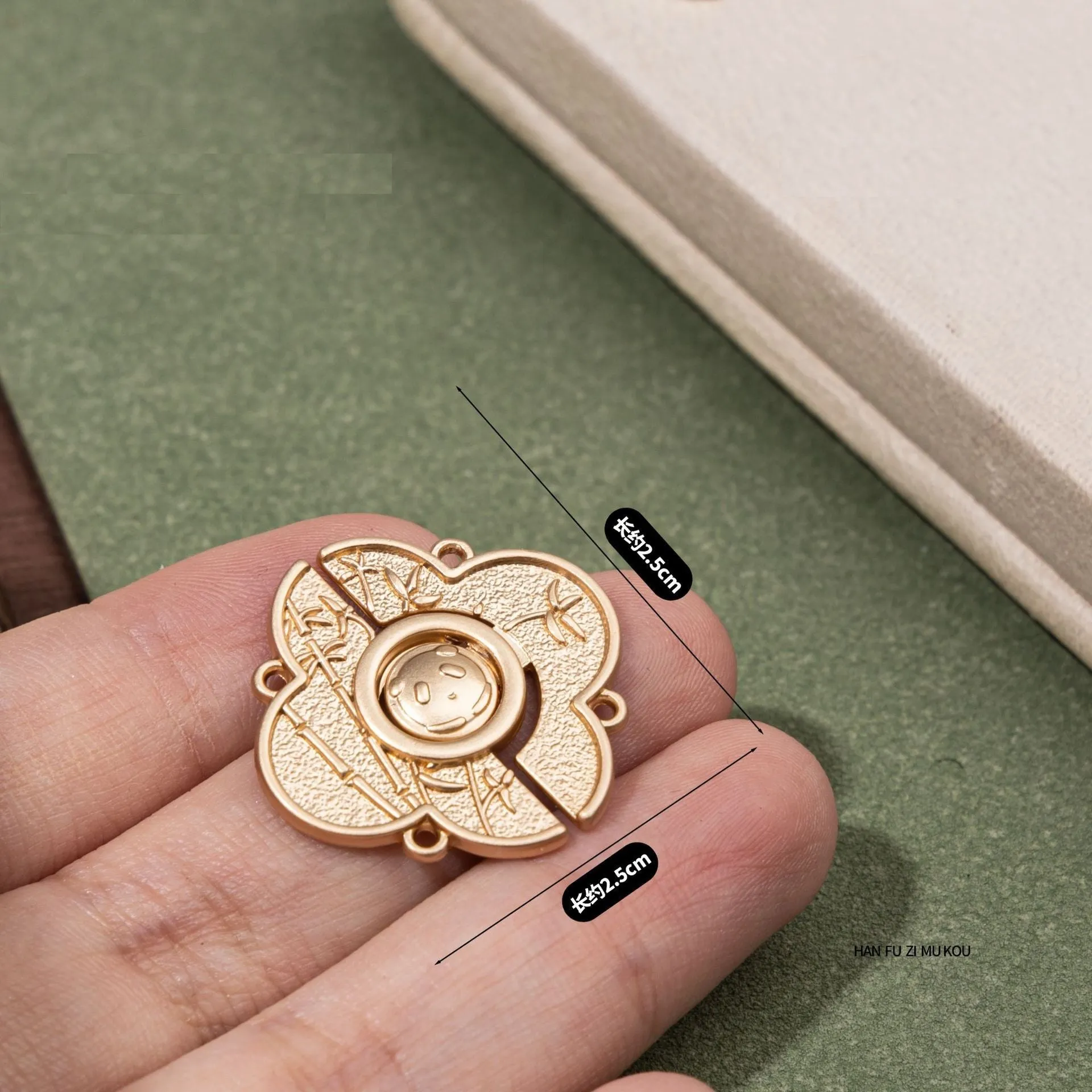 2.5cm Chinese Style Golden Vintage Panda Metal Pair Buttons 12pcs