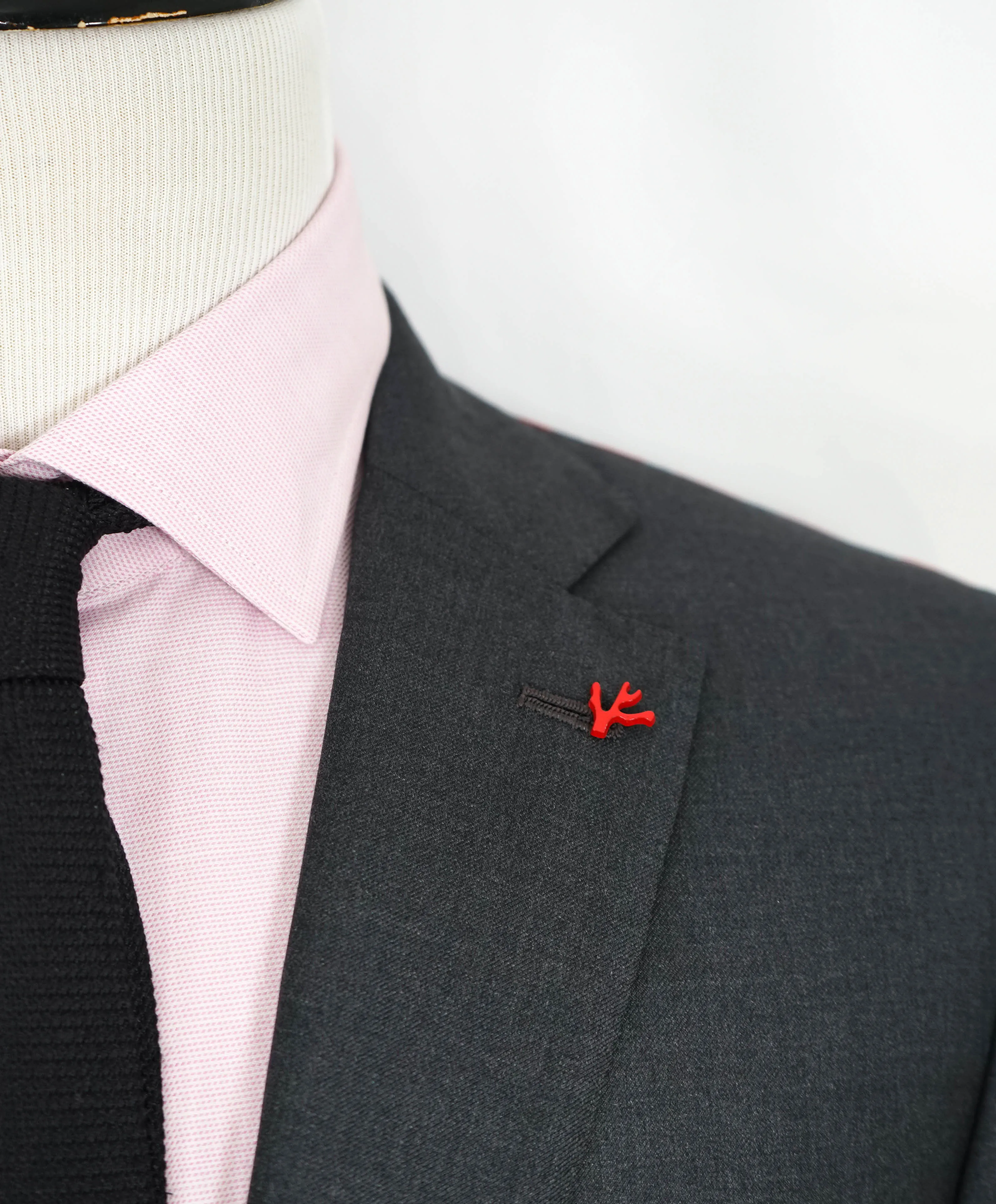 $3,750 ISAIA - Gray "AQUASPIDER" *CLOSET STAPLE* Coral Pin Suit - 40S 34W
