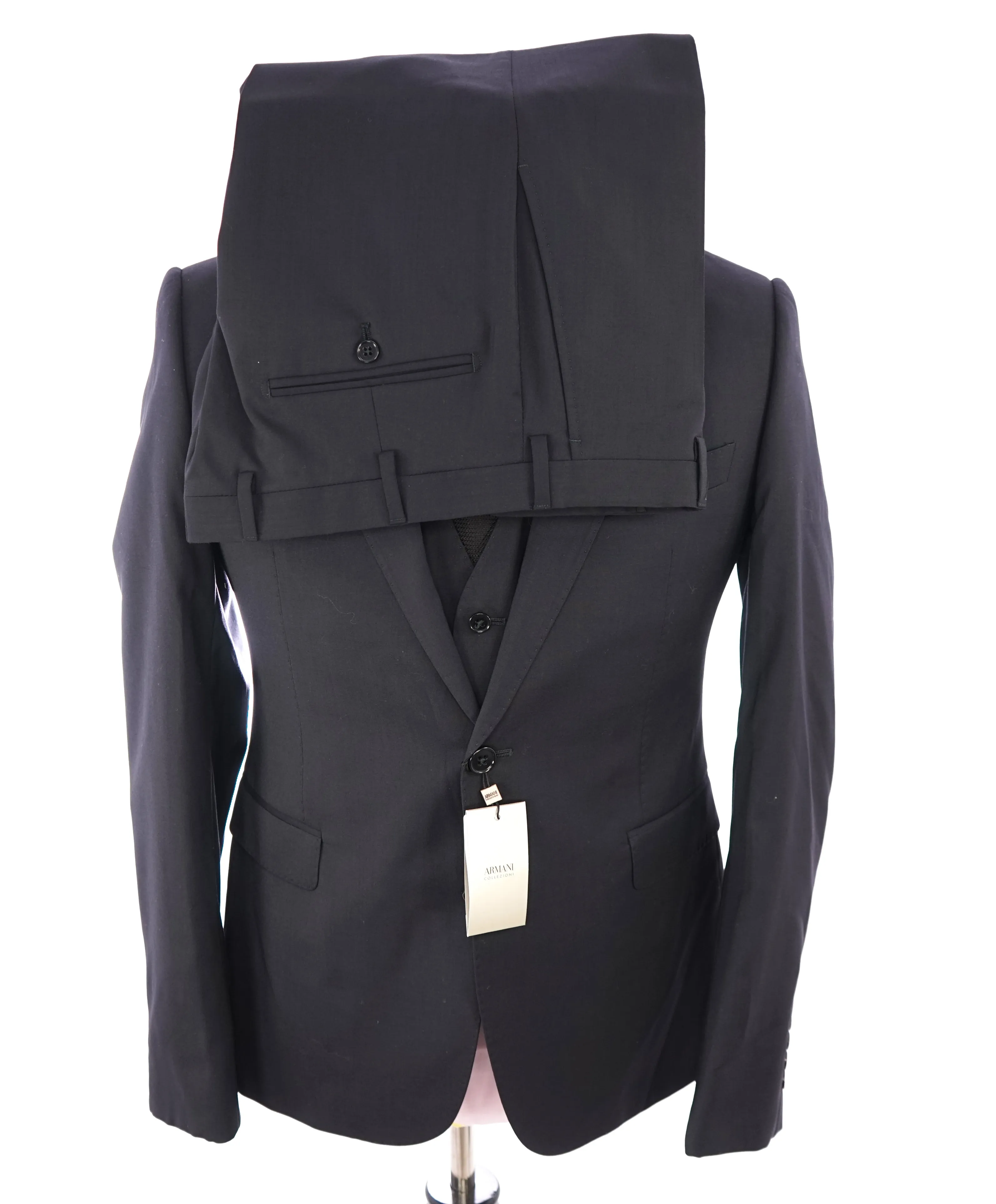 ARMANI COLLEZIONI - “M Line” 3-Piece Navy Solid Suit With Pick Stitching -  40R