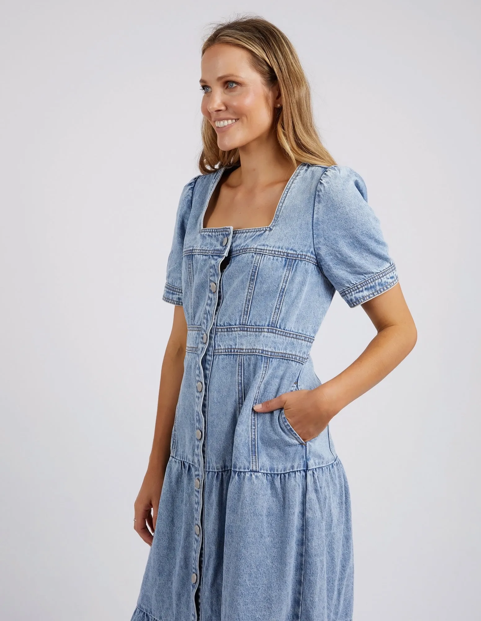 ASTRID DENIM DRESS || LIGHT BLUE