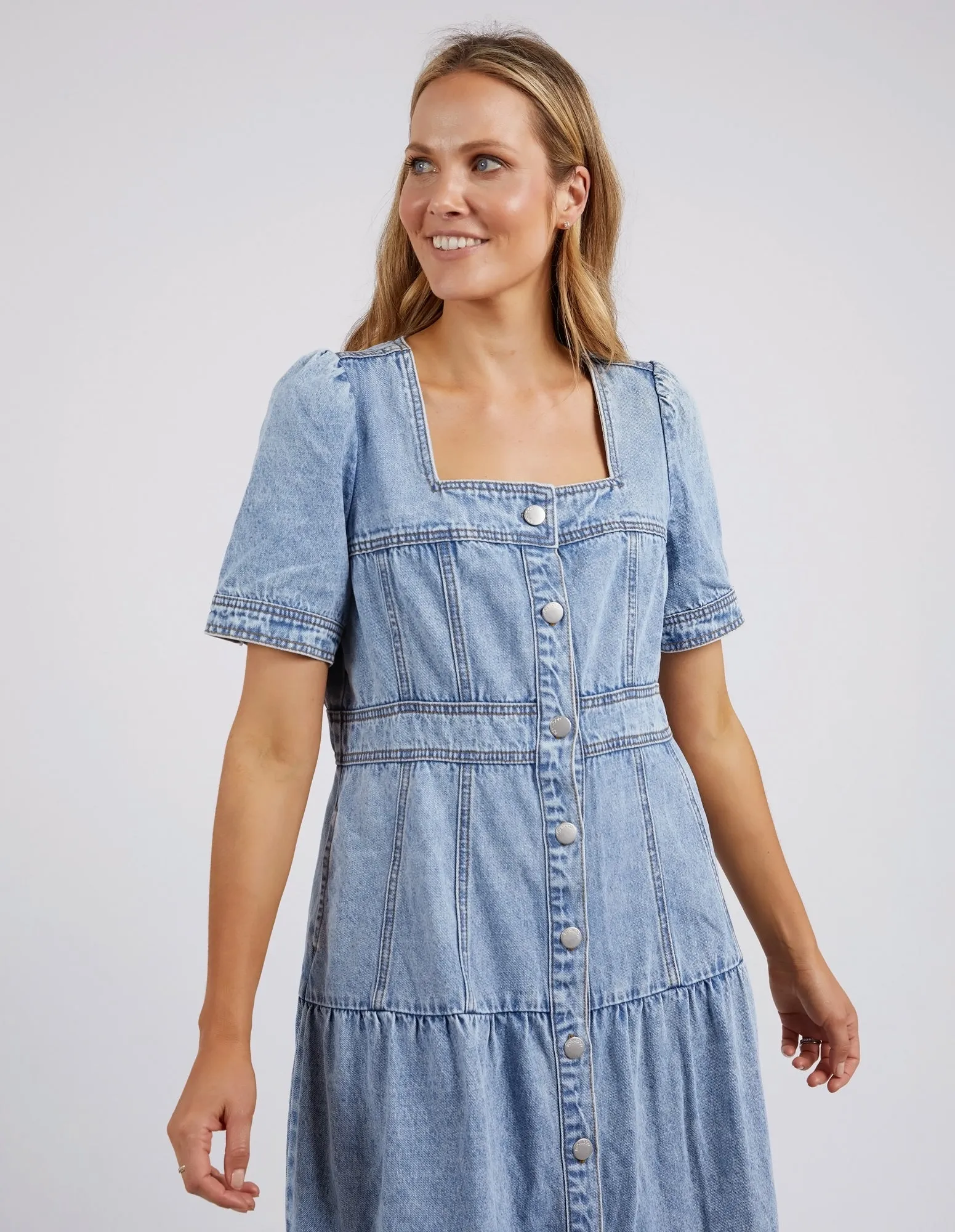 ASTRID DENIM DRESS || LIGHT BLUE