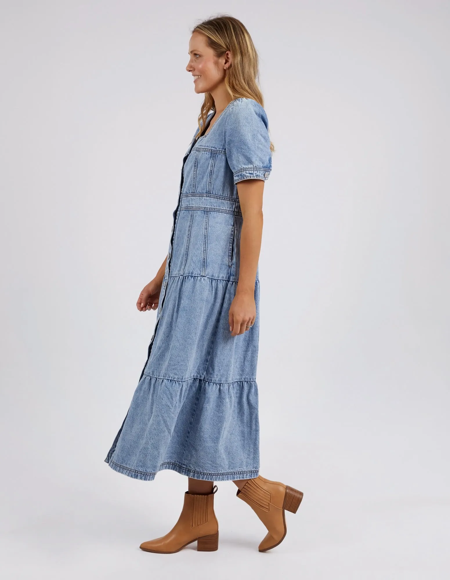 ASTRID DENIM DRESS || LIGHT BLUE