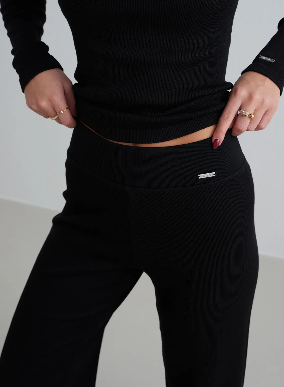 Black Ribbed Wool Wide Pants