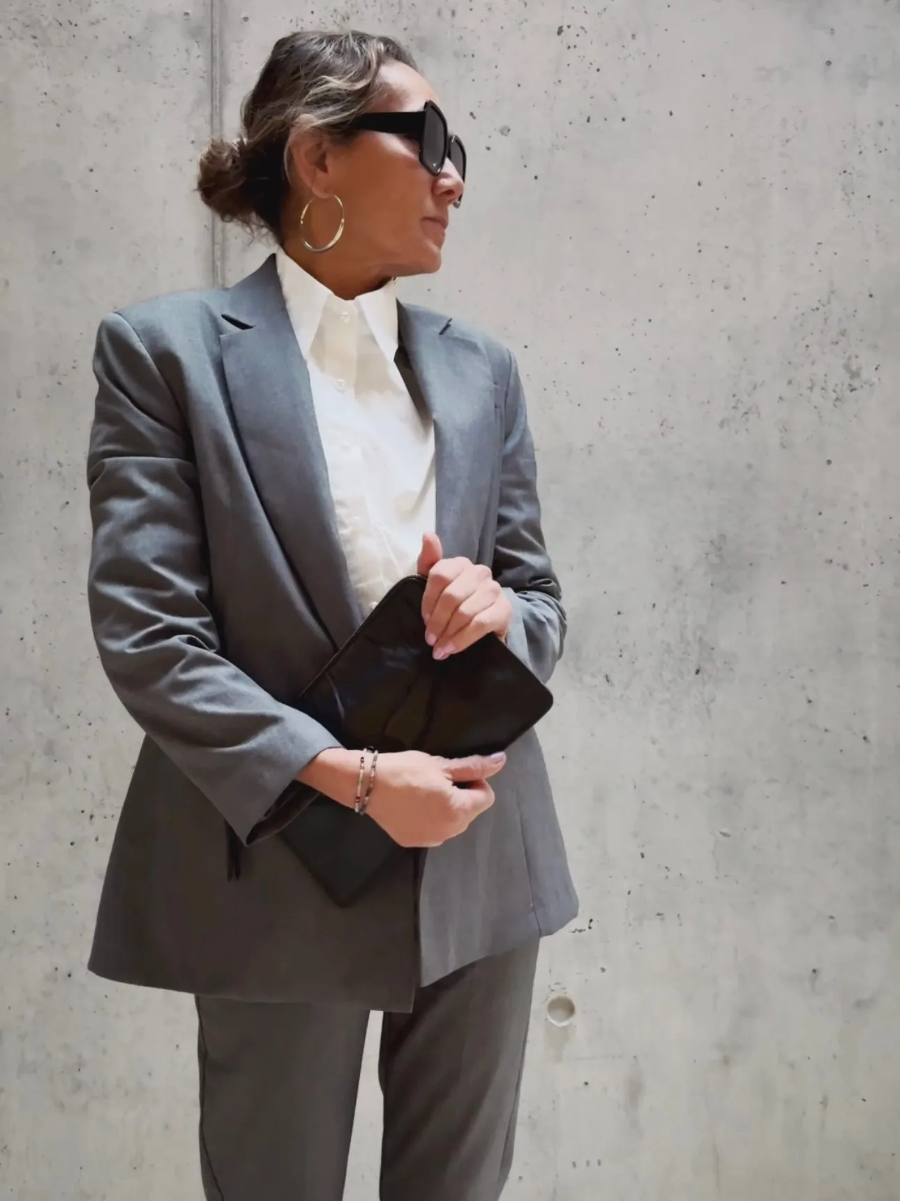 BLAZER WITH WITH CROSS BUTTON - GREY