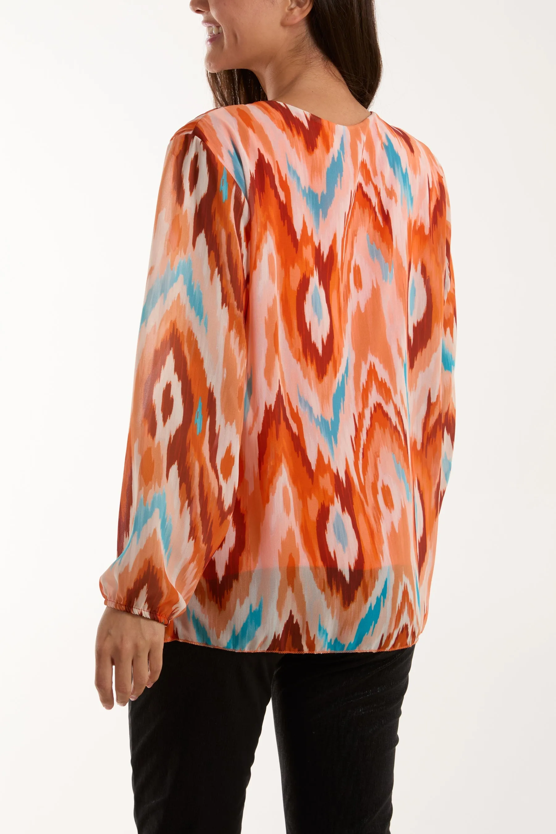 Blurred Zig Zag Pleated Blouse