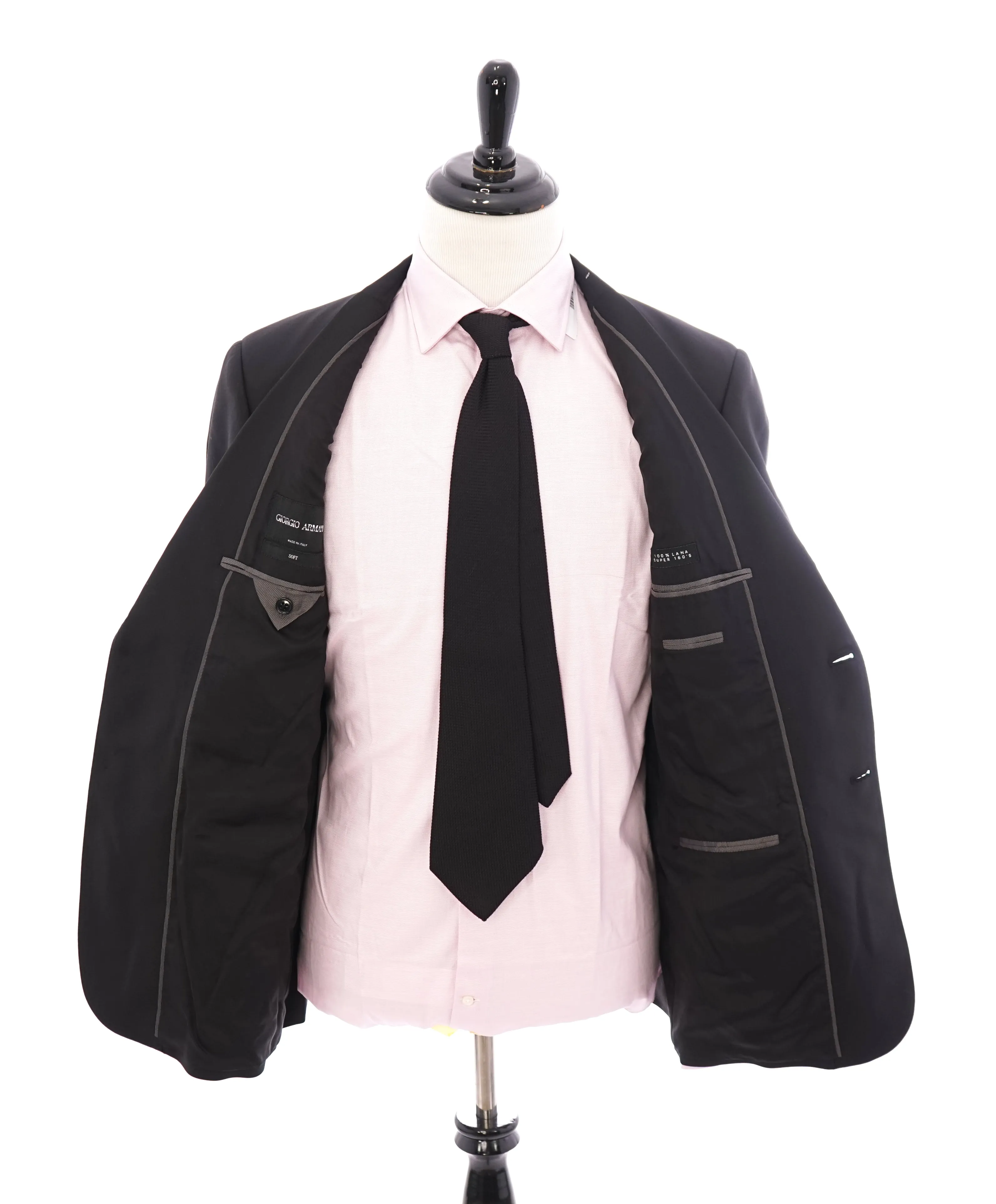 GIORGIO ARMANI - Jet Black 2-Button Super 160's “SOFT” Collection Suit - 42R