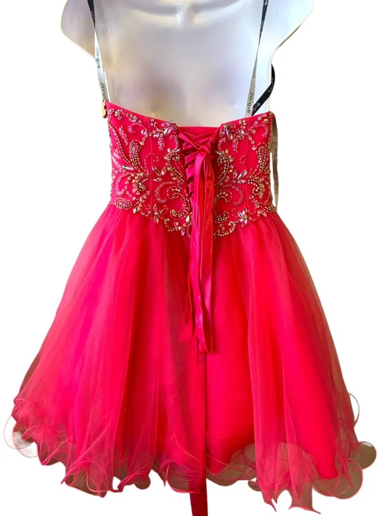 INTRIGUE FORMAL W