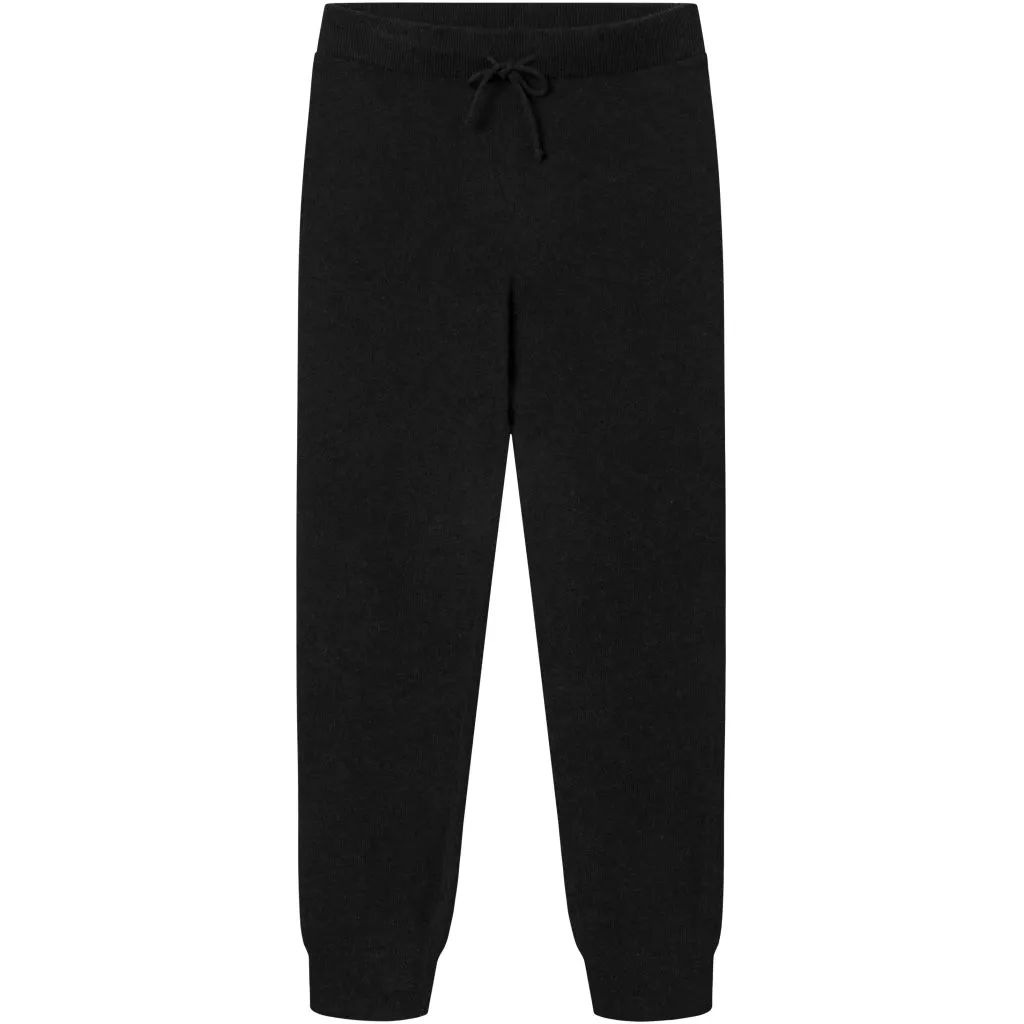jade hybrid knitted jog pants in black