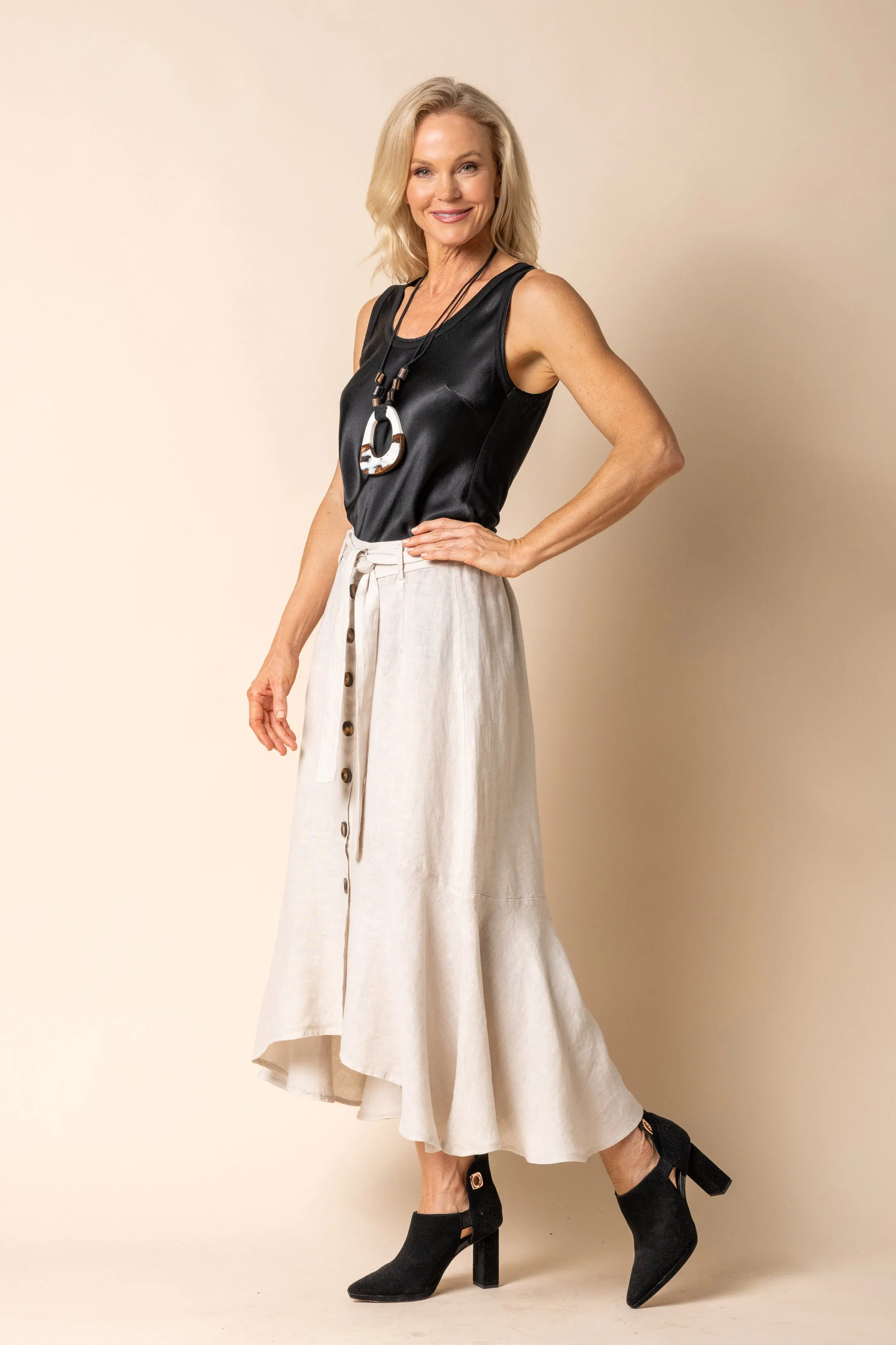 Jayne Linen Skirt in Latte