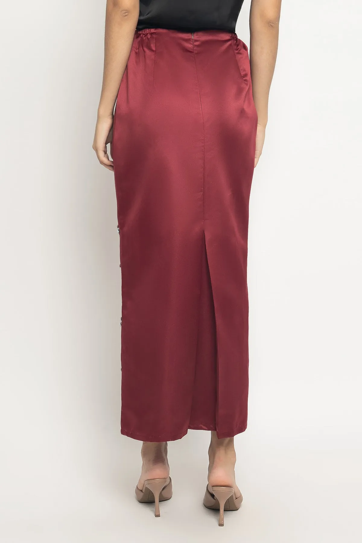 Lumiere Skirt in Maroon