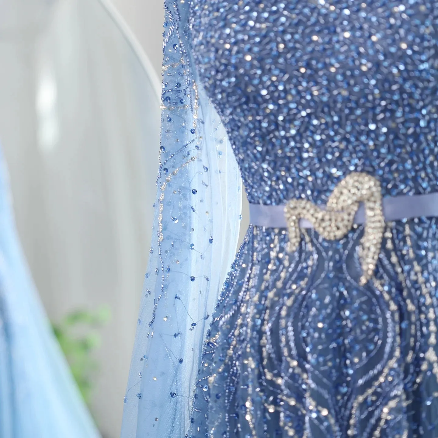 Luxury Elegant High Neck Blue Evening Dress with Cape Sleeves
