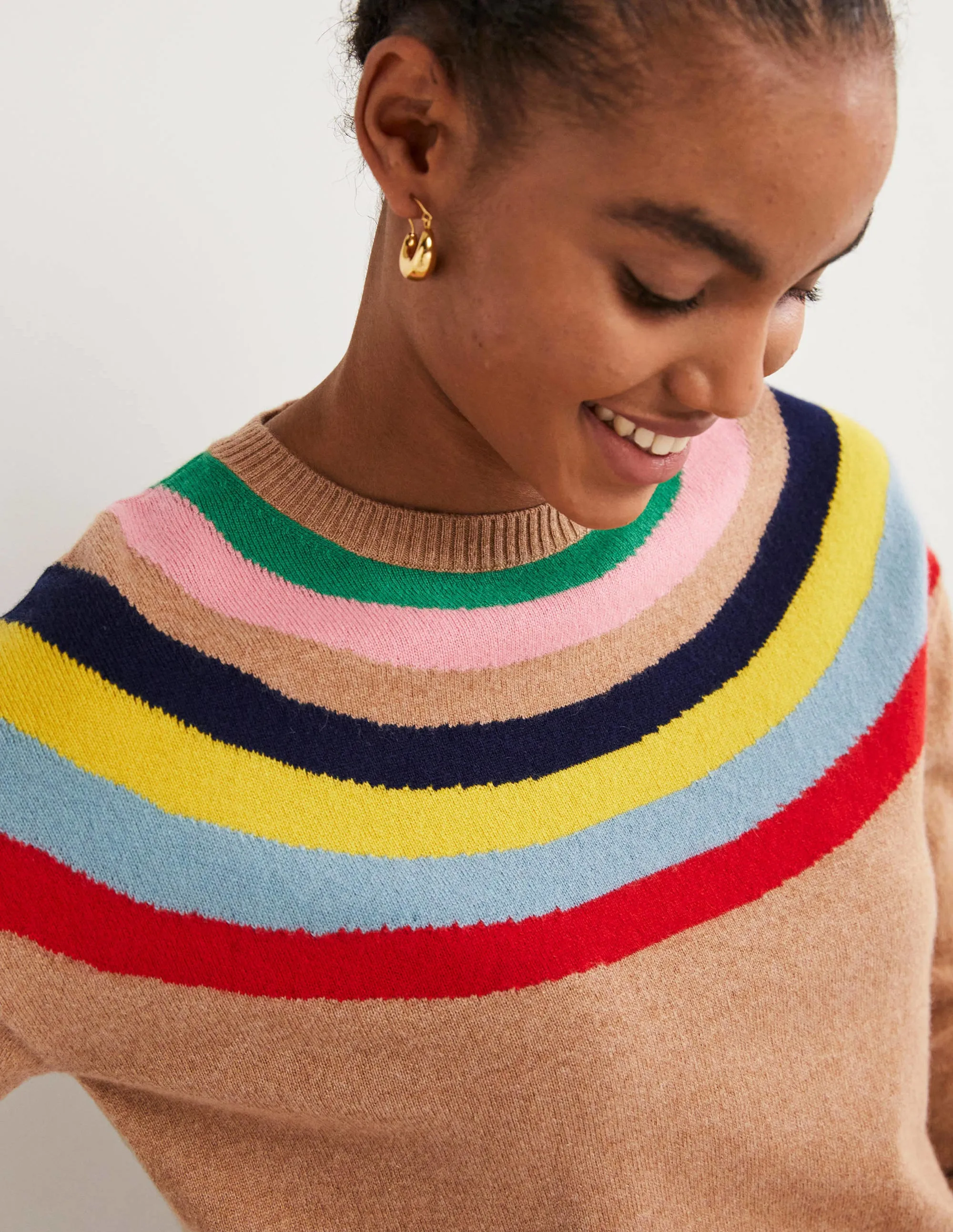Margot Cashmere Jumper-Camel, Rainbow Neck Stripe