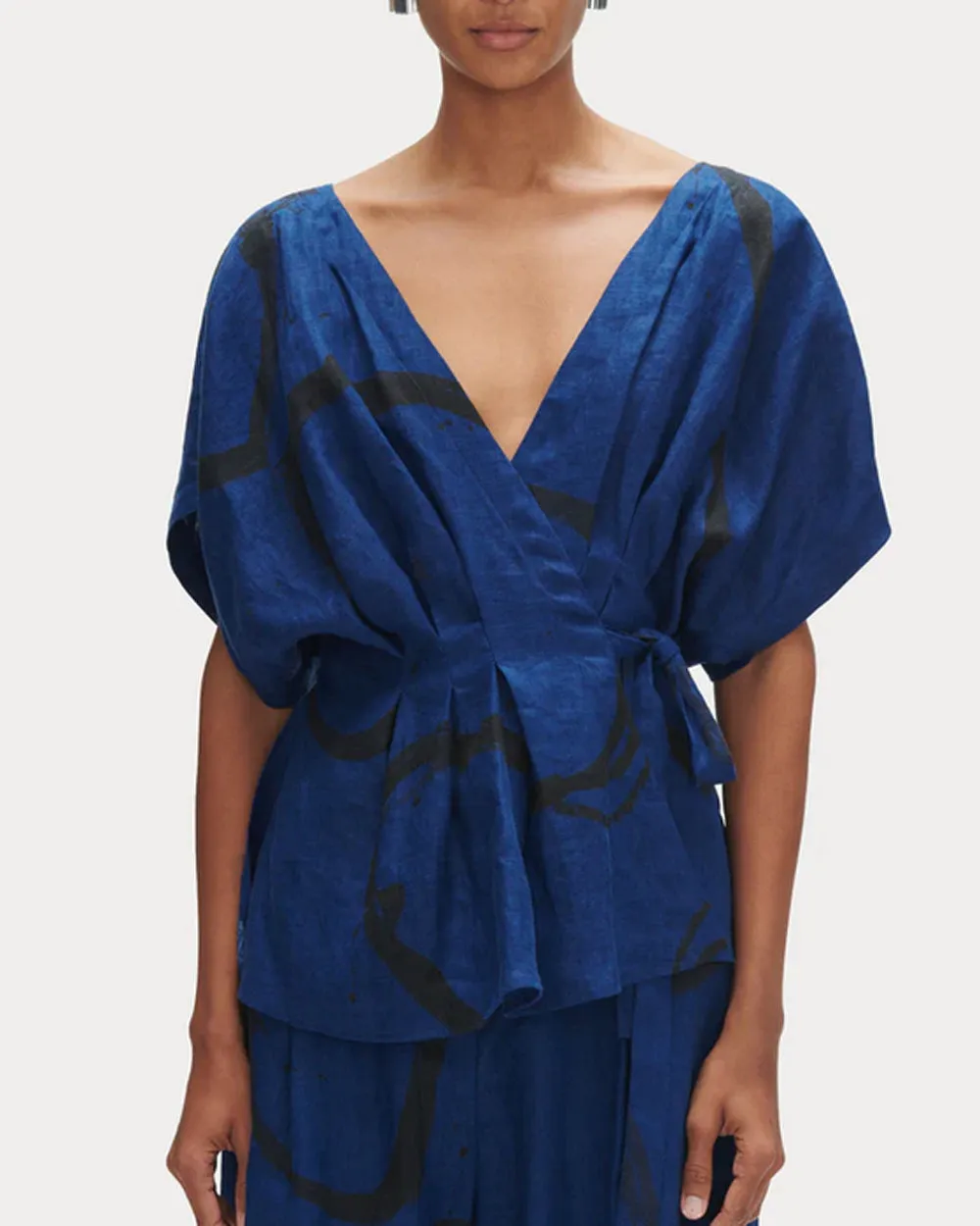 Navy Vattene Top