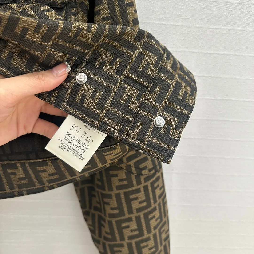 New classic letter print short jacket