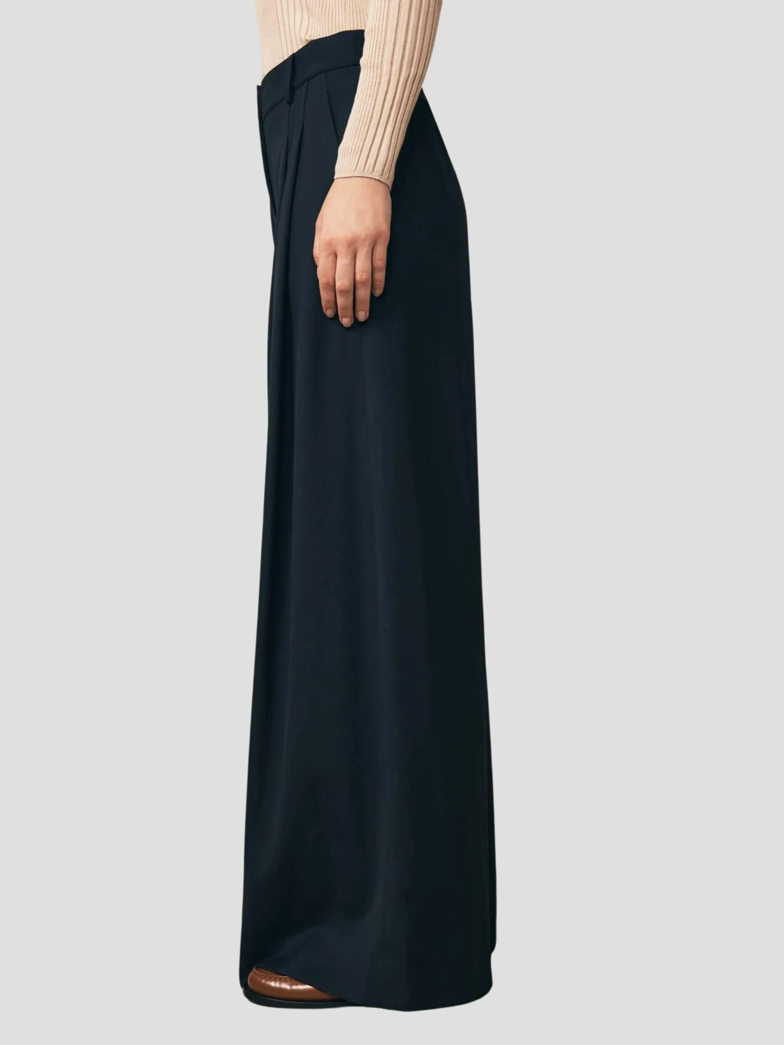 New Didi Wool Twill Pant in Charcoal