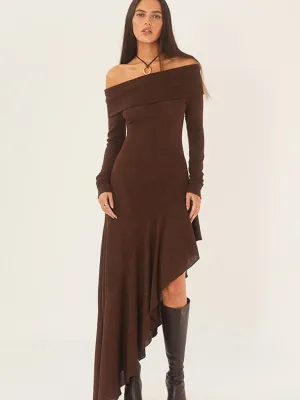 Off-Shoulder Bodycon Dress with High Slit and Chain Belt