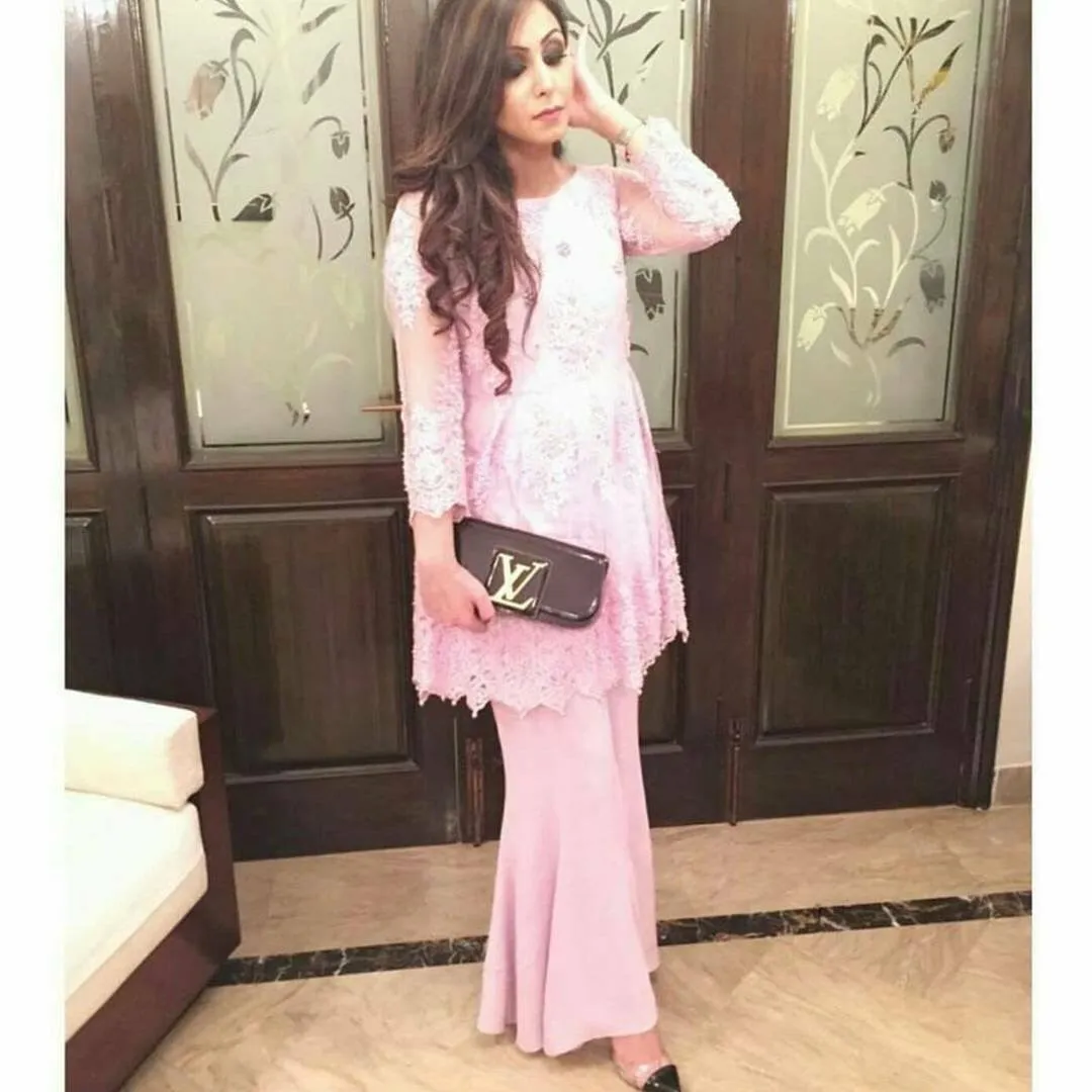Party dress on net Model#P 172