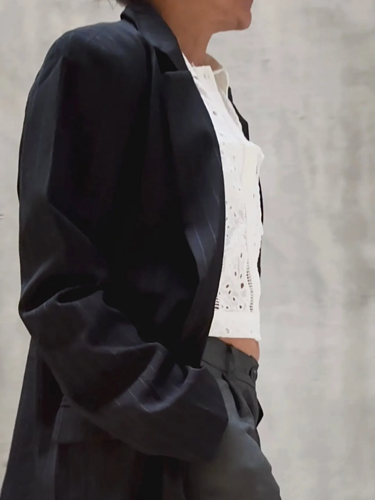 PIN STRIPED BLAZER ONE BUTTON - BLACK