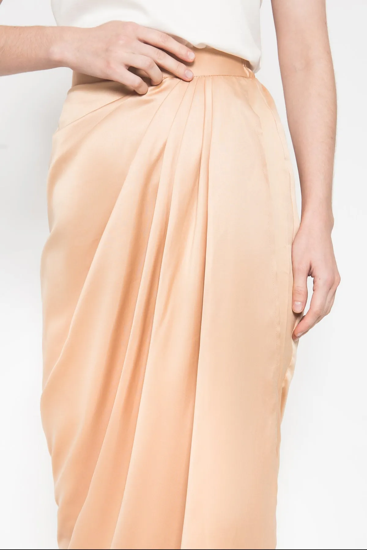 Pixie Skirt in Dark Nude