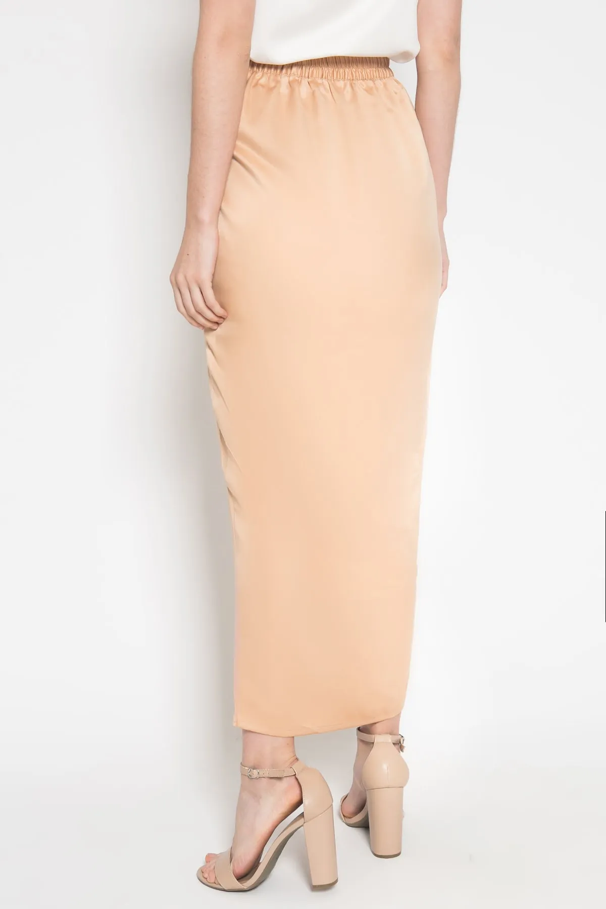 Pixie Skirt in Dark Nude