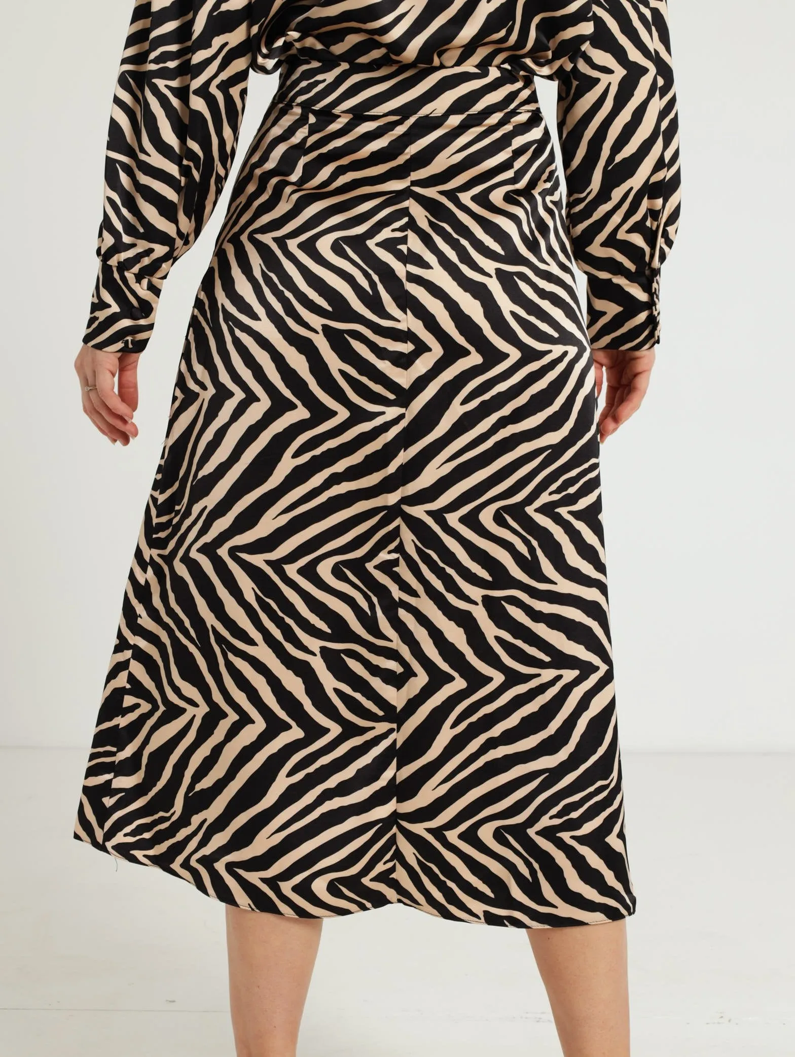 Pleat Panel Satin Midi Skirt - Black/Beige