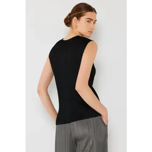 Pleated Sleeveless Tank Top