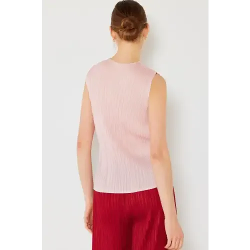 Pleated Sleeveless Tank Top