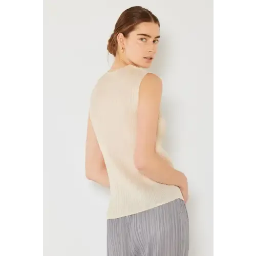 Pleated Sleeveless Tank Top
