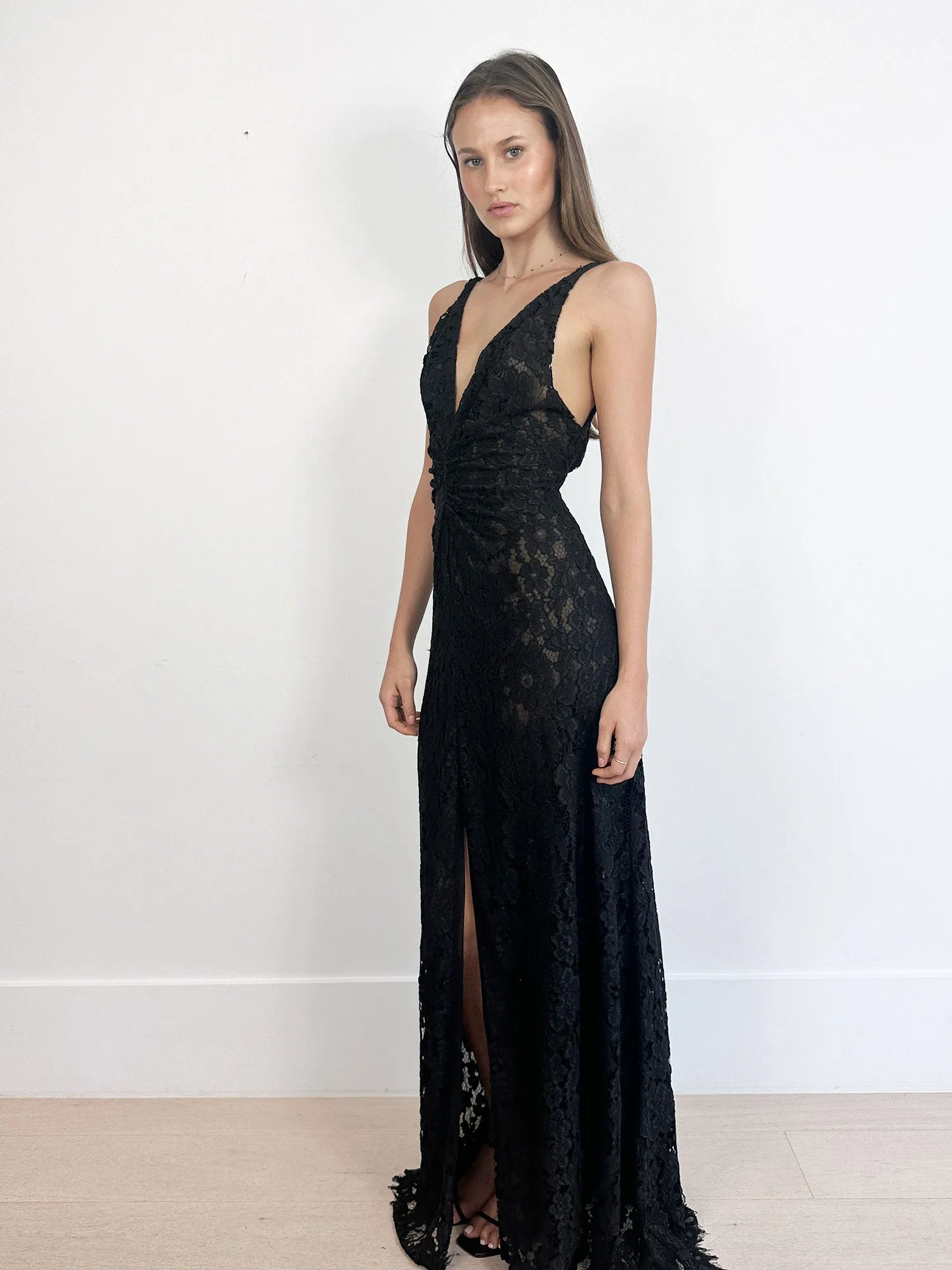 RENT Scanlan Theodore Lace Gown from $600