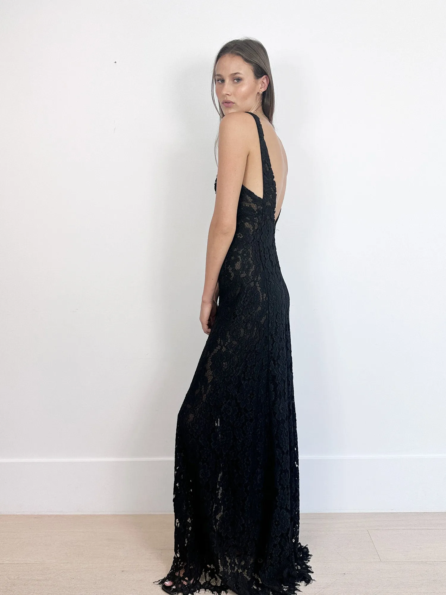 RENT Scanlan Theodore Lace Gown from $600