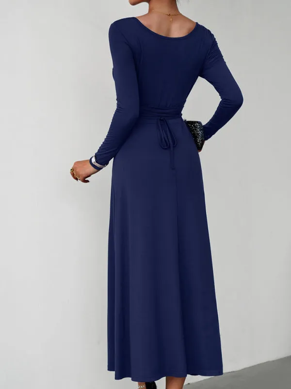 Scoop Neckline Maxi Dress with Long Sleeves and Solid Print