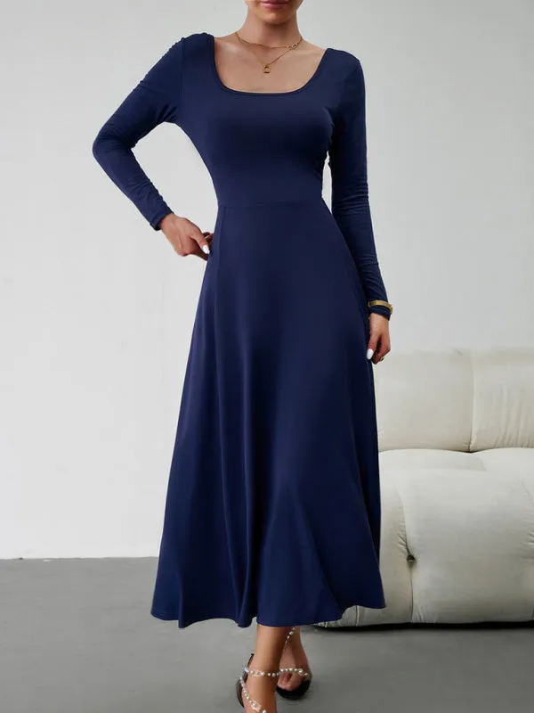 Scoop Neckline Maxi Dress with Long Sleeves and Solid Print