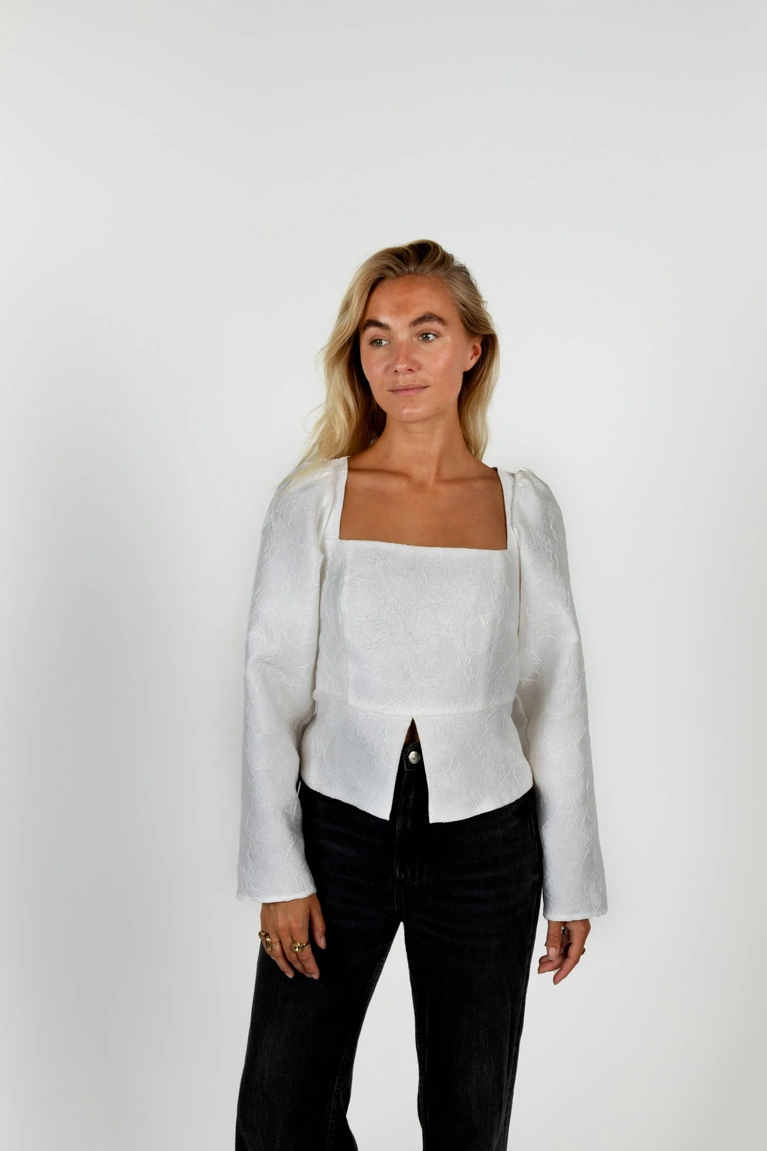 THE LEYA BLOUSE