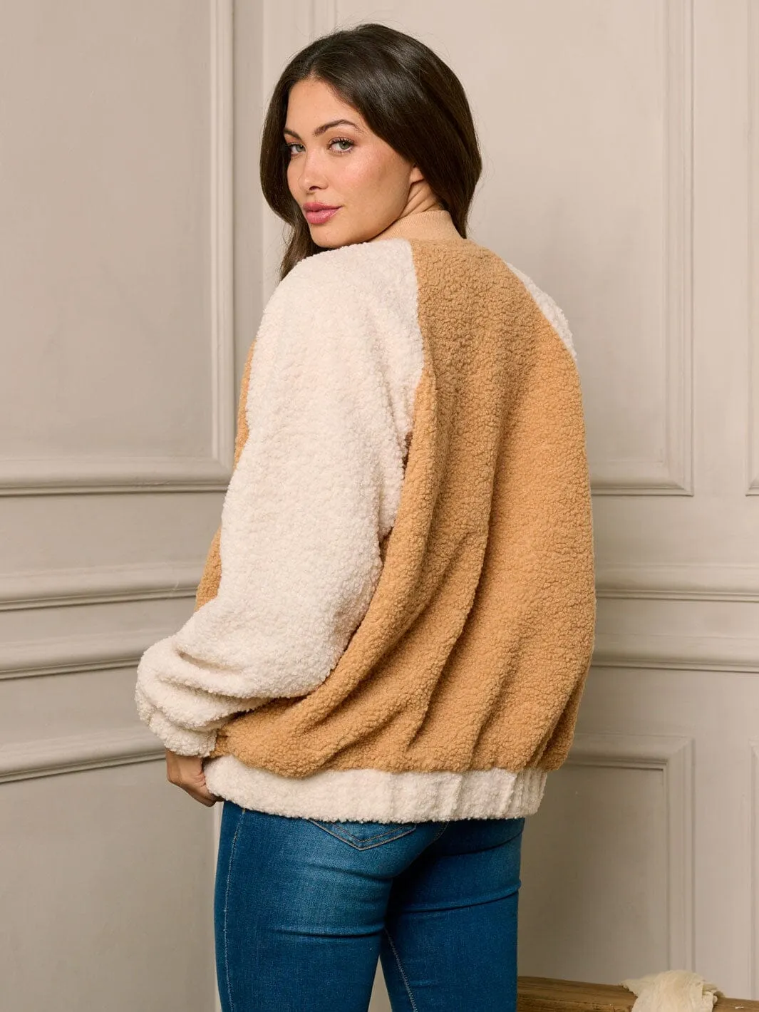 WOMEN'S LONG SLEEVE BUTTON CLOSURE SHERPA COLORBLOCK JACKET