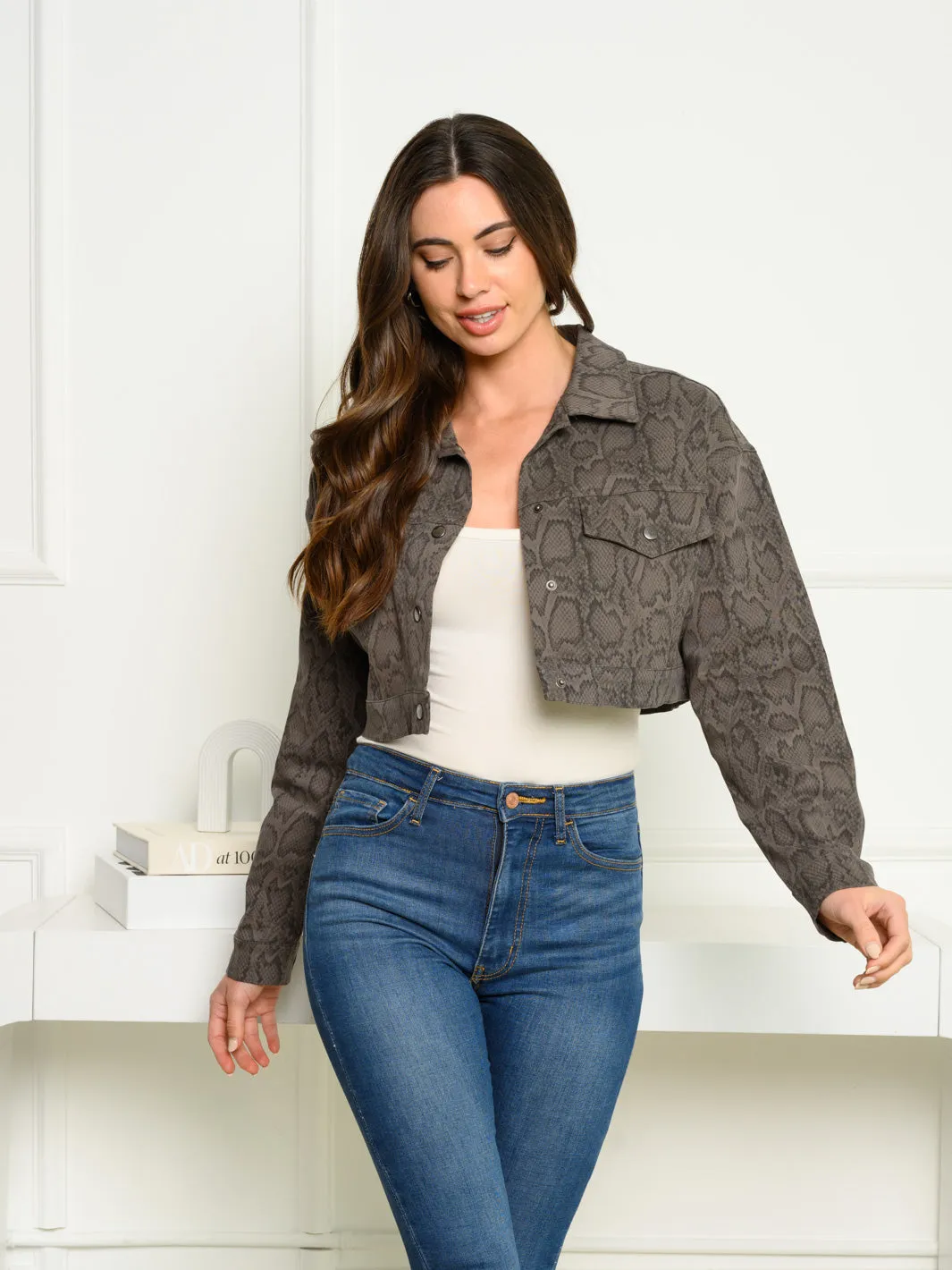 WOMEN'S LONG SLEEVE SNAKE PRINT BUTTON UP JACKET