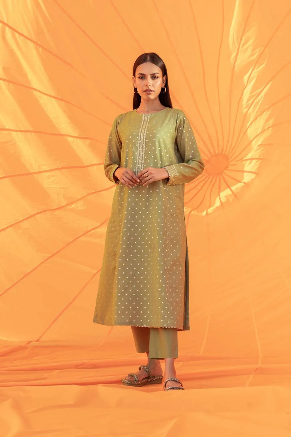 Zari Kurti