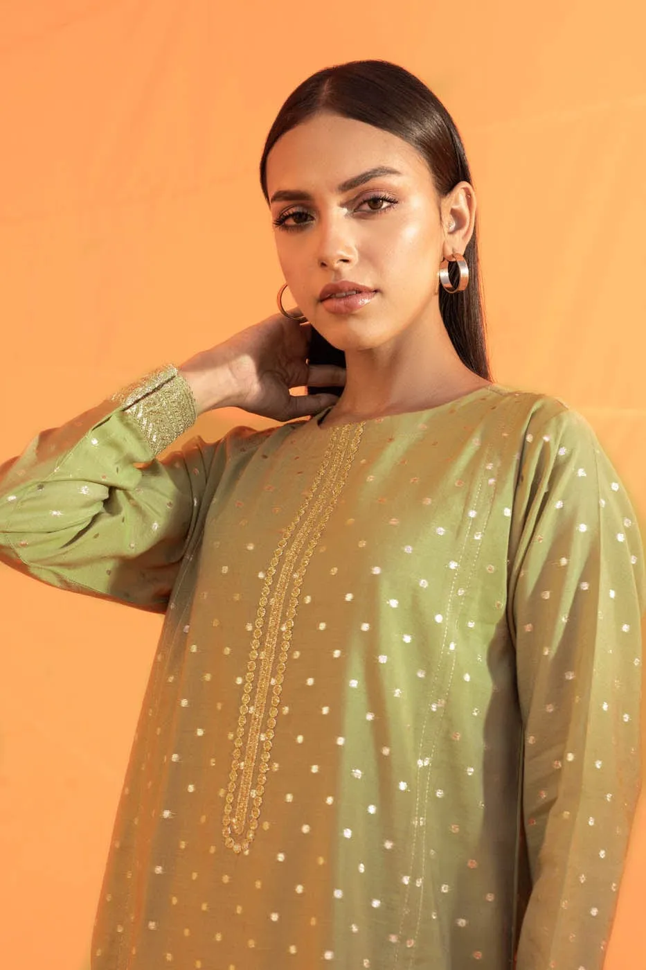 Zari Kurti