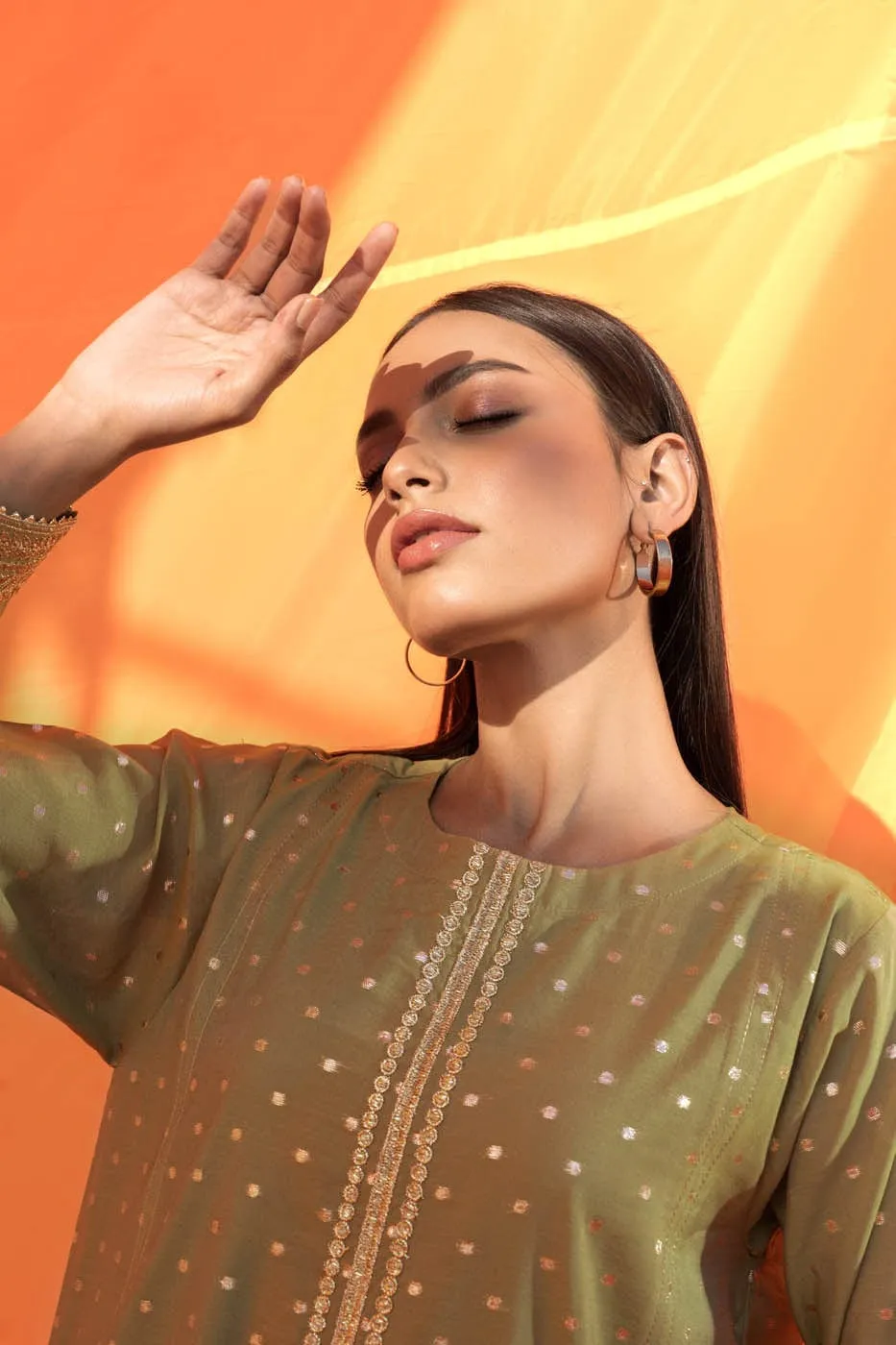 Zari Kurti